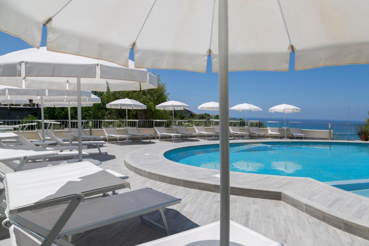 Borgo Degli Dei - Poseidone Guest house 2*