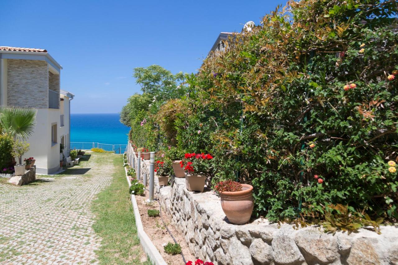 Borgo Degli Dei - Poseidone